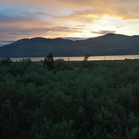 Semesterbostad Sea & Olives House *