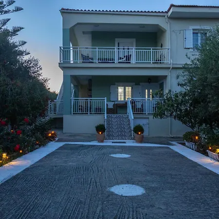 Semesterbostad Sea & Olives House *